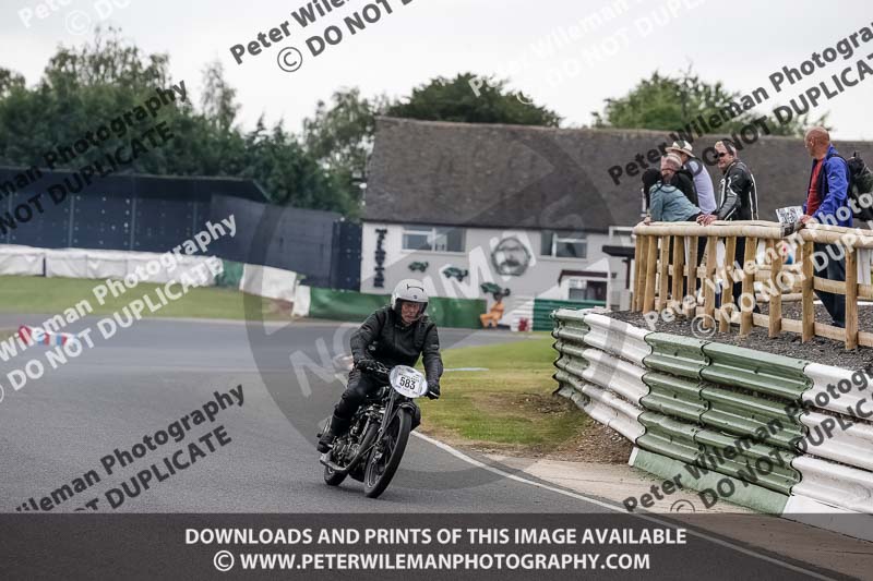 Vintage motorcycle club;eventdigitalimages;mallory park;mallory park trackday photographs;no limits trackdays;peter wileman photography;trackday digital images;trackday photos;vmcc festival 1000 bikes photographs